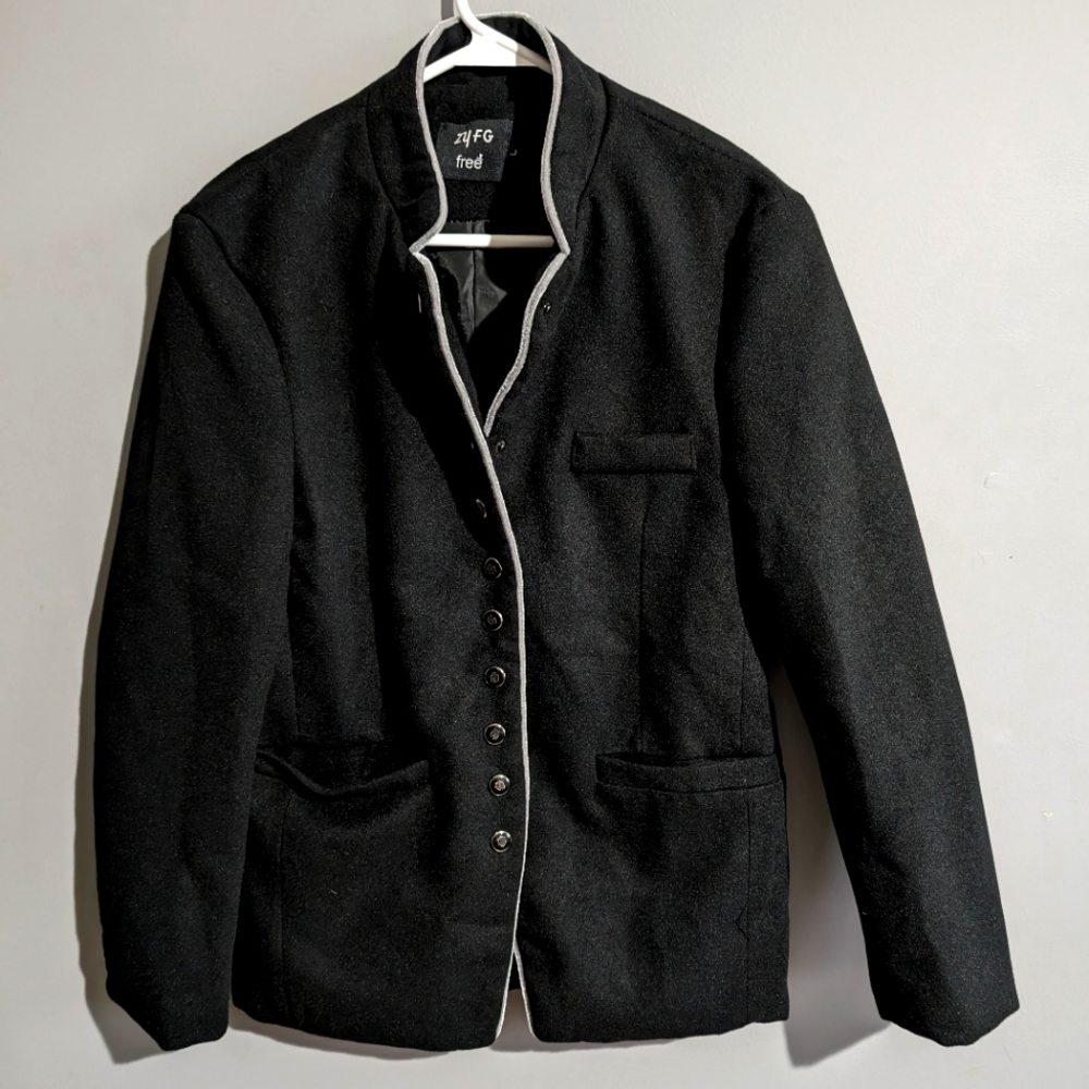 Zyfg free black dressy jacket size L